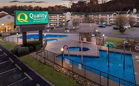 Quality Inn & Suites at Dollywood Lane Pigeon Forge Tn